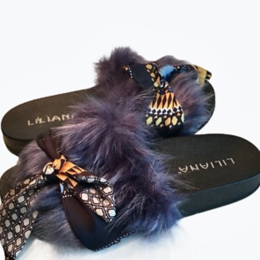 Liliana Womens Faux Fur Slides Slippers Size 6.5 Blue Slip On Casual Sandals - Picture 9 of 9